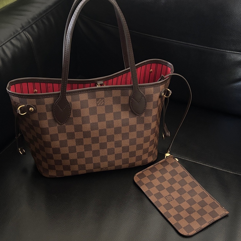 Louis Vuitton Neverfull PM
